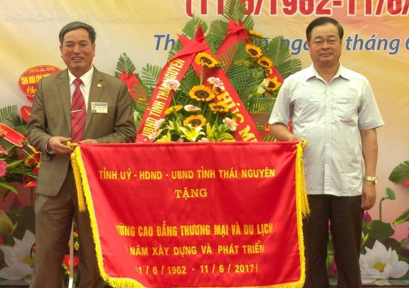 Trường Cao đẳng Thương mại và Du lịch kỷ niệm 55 năm thành lậpBan Thi đua –  Khen thưởng tỉnh Thái Nguyên
