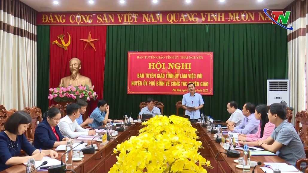 Ban Tuyên giáo Tỉnh ủy làm việc với Huyện ủy Phú Bình