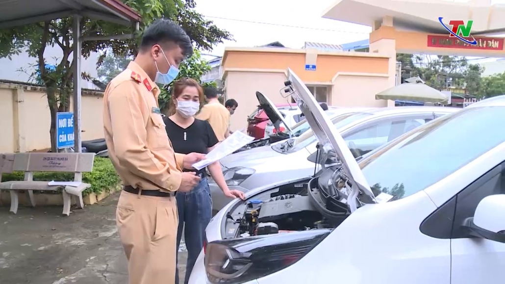 Thái Nguyên: Ngày đầu triển khai phân cấp đăng ký xe