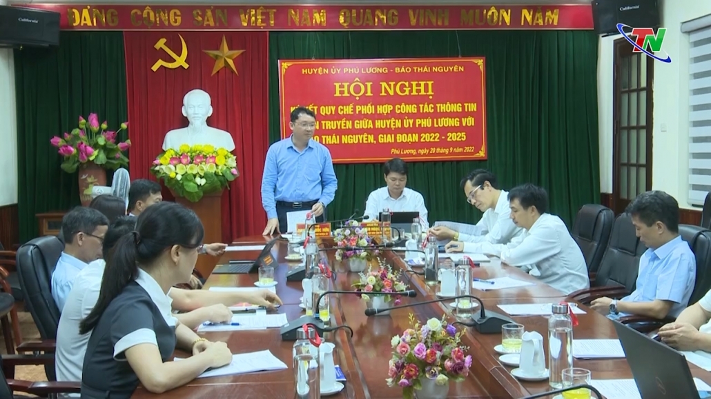 Huyện ủy Phú Lương và Báo Thái Nguyên ký kết Quy chế phối hợp tuyên truyền