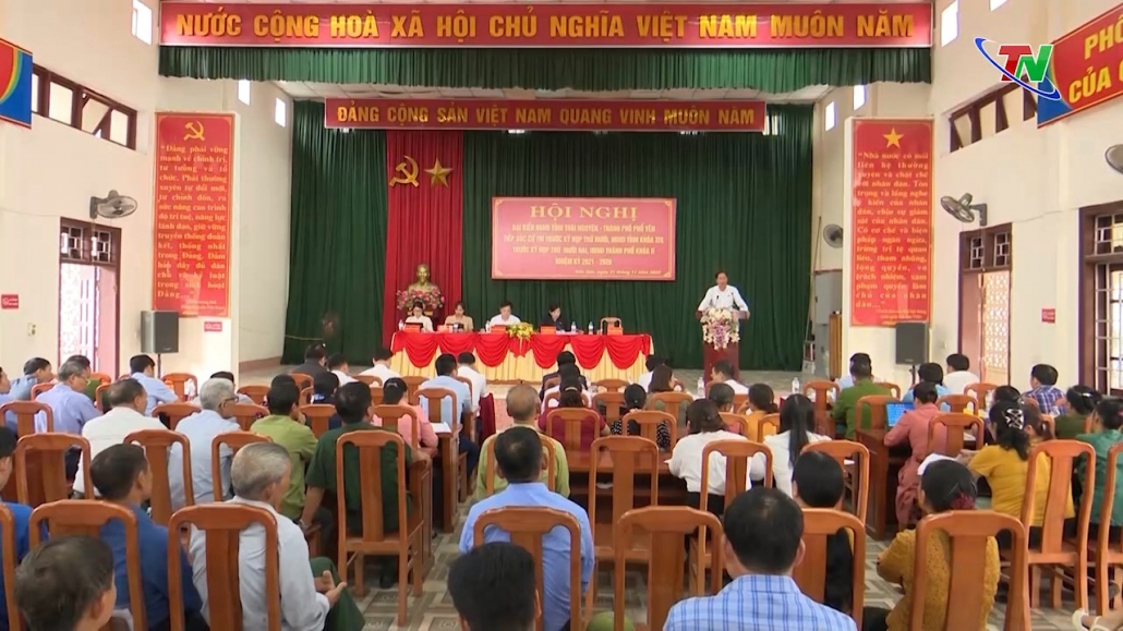 Đồng chí Bí thư Tỉnh ủy tiếp xúc cử tri thành phố Phổ Yên
