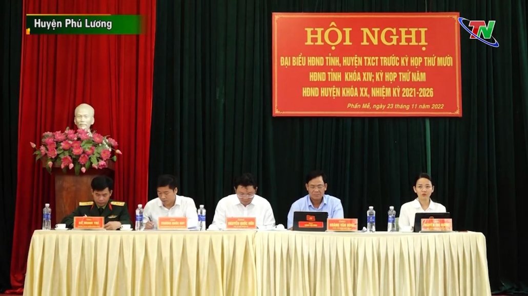 Tiếp xúc cử tri tại xã Phấn Mễ, huyện Phú Lương