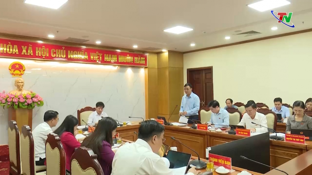 Thẩm tra các nội dung trình tại kỳ họp thứ mười, HĐND tỉnh khóa XIV