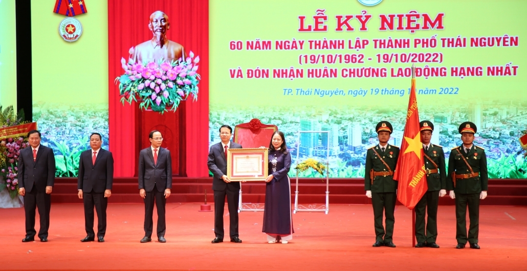 Những hình ảnh đẹp kỷ niệm 60 năm Ngày thành lập thành phố Thái Nguyên