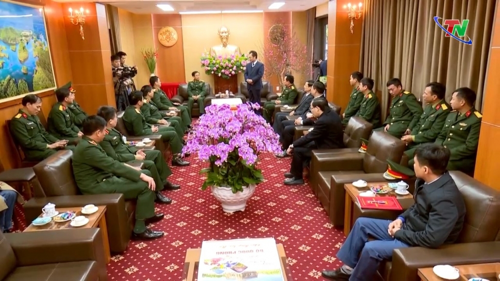 Bộ trưởng Bộ Quốc phòng thăm, làm việc và chúc Tết tại Thái Nguyên