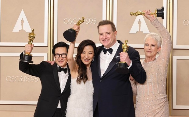 Diễn viên châu Á đầu tiên đoạt "Nữ chính xuất sắc nhất" tại Oscar