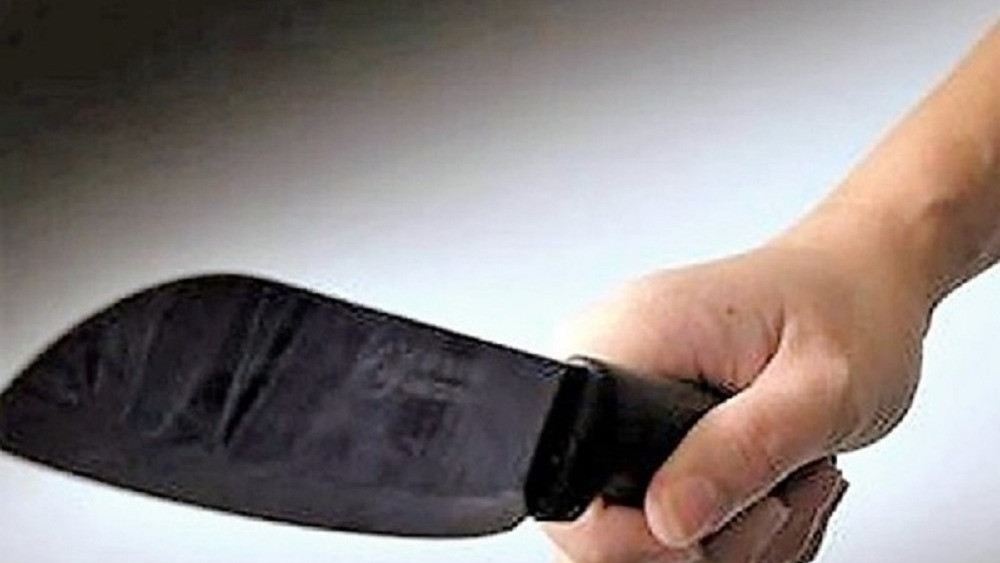 Nghệ An: Cầm dao sang nhà bạn nói chuyện, người đàn ông bị chém tử vong
