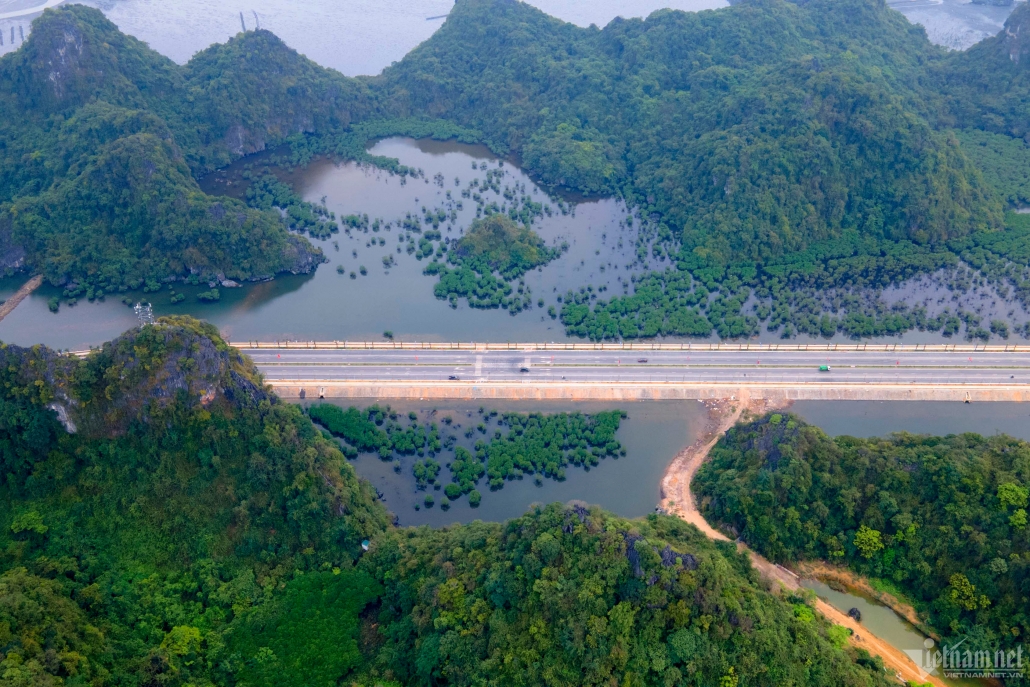 Khánh thành tuyến đường bao biển đẹp nhất Việt Nam