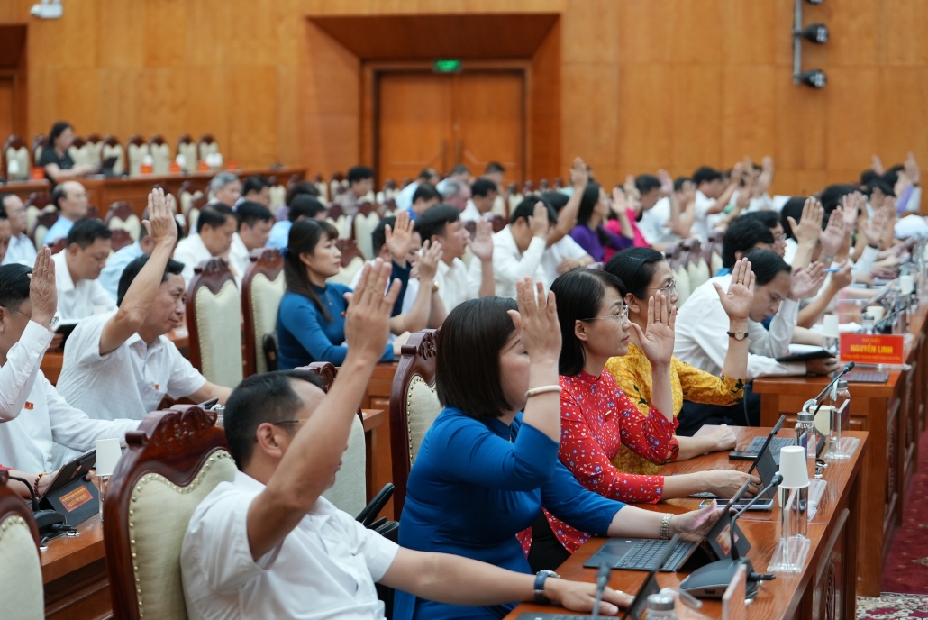 [Trực tuyến] Thông qua dự thảo Nghị quyết và Bế mạc Kỳ họp thứ mười ba - HĐND tỉnh Thái Nguyên khóa XIV, nhiệm kỳ 2021 - 2026