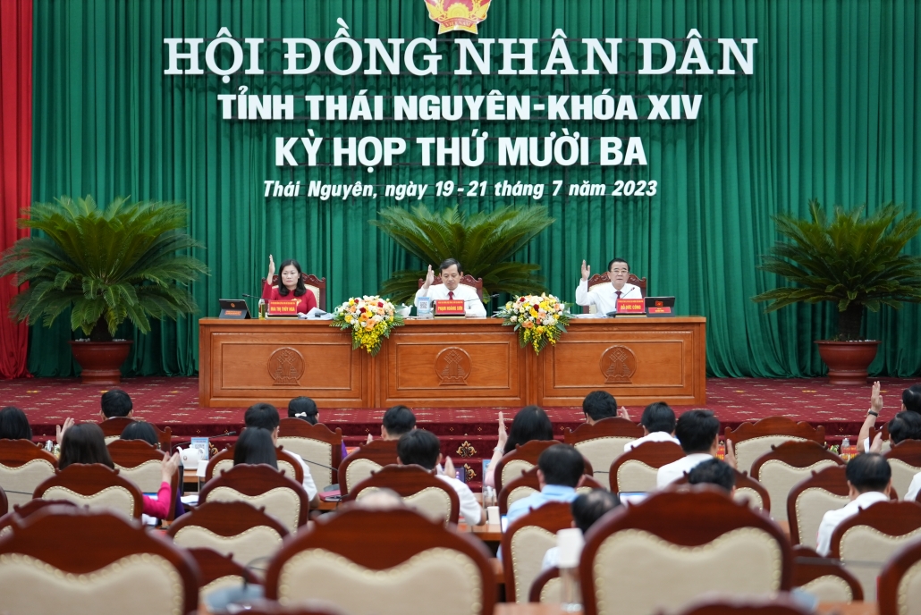 [Trực tuyến] Thông qua 28 Nghị quyết và Bế mạc Kỳ họp thứ mười ba - HĐND tỉnh Thái Nguyên khóa XIV, nhiệm kỳ 2021 - 2026