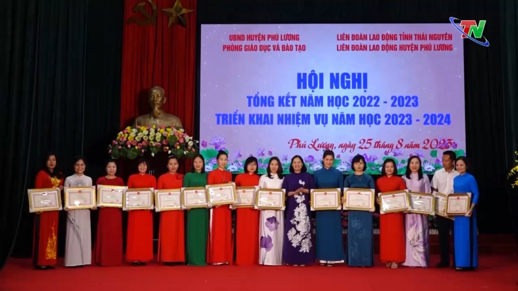 Phú Lương tổng kết năm học 2022-2023