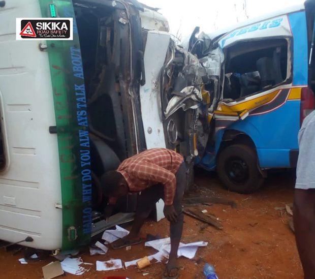 Kenya: Ôtô khách đâm trực diện xe tải khiến 12 người thiệt mạng