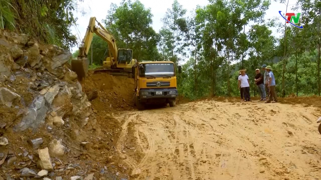 Giao thông nông thôn góp phần đổi thay cuộc sống