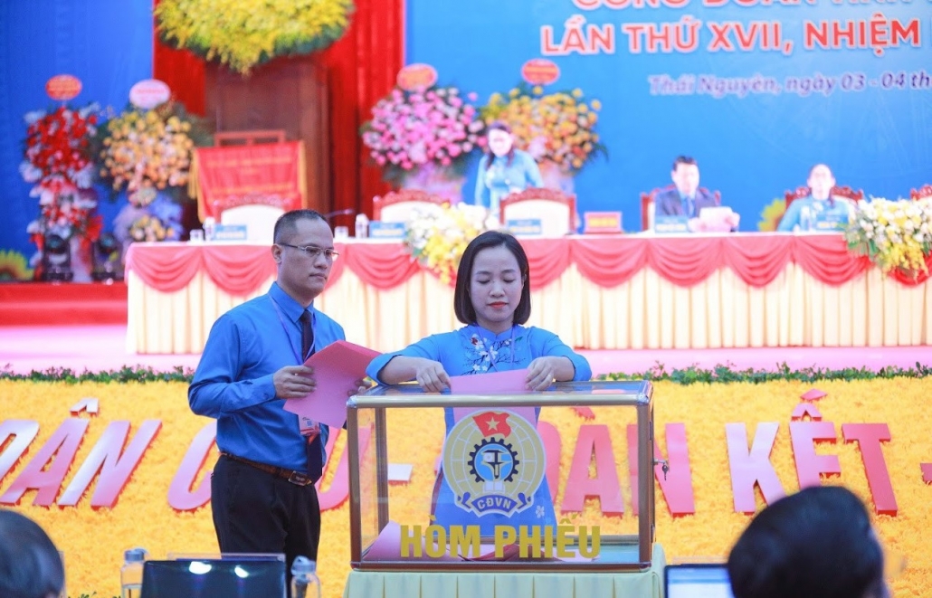 [Photo] Đại hội đại biểu Công đoàn tỉnh Thái Nguyên lần thứ XVII, nhiệm kỳ 2023-2028