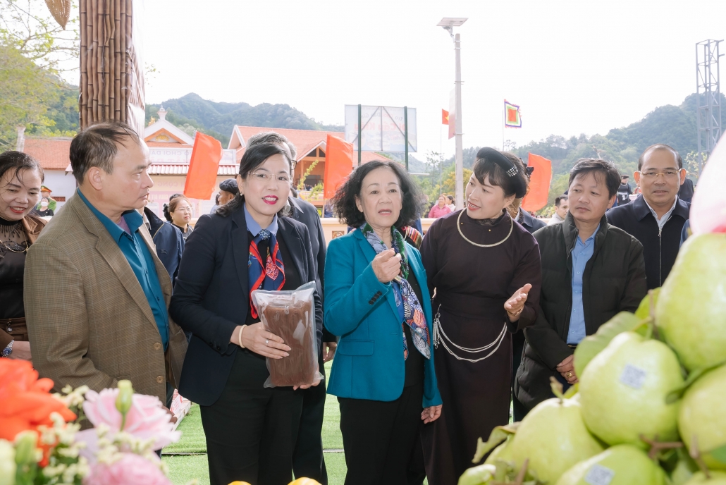 [Photo] Sôi nổi Ngày hội Đại đoàn kết xóm Mỏ Gà, xã Phú Thượng, huyện Võ Nhai