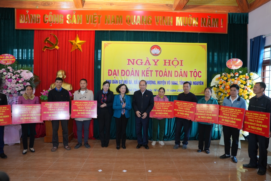 [Photo] Sôi nổi Ngày hội Đại đoàn kết xóm Mỏ Gà, xã Phú Thượng, huyện Võ Nhai