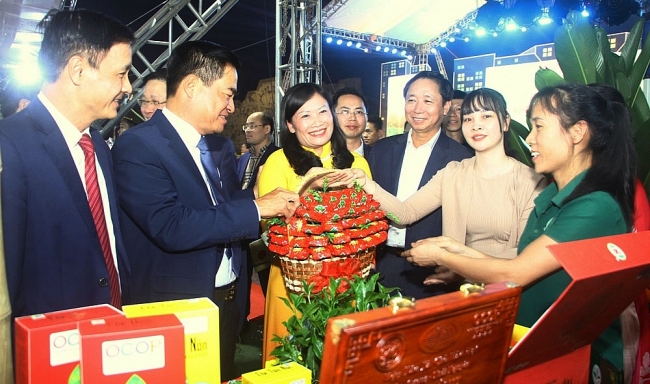 The agricultural products festival, OCOP, craft villages linked to tourism in Thai Nguyen in 2023