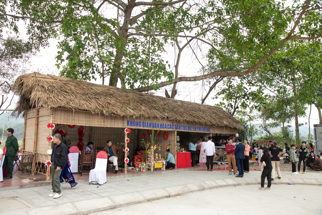 [Photo] Khai mạc Lễ hội đền Đuổm và Hội Báo Xuân tỉnh Thái Nguyên năm 2024