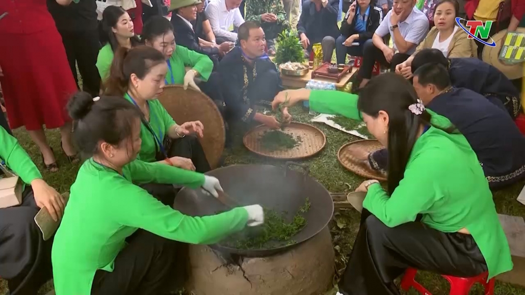 Lễ hội “Hương sắc trà xuân - Vùng chè đặc sản Tân Cương”