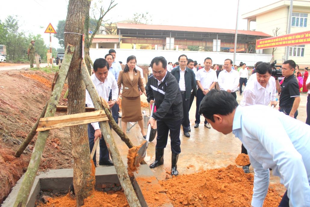 Tết trồng cây Xuân Giáp Thìn 2024 tại xã Phúc Trìu, TP Thái Nguyên