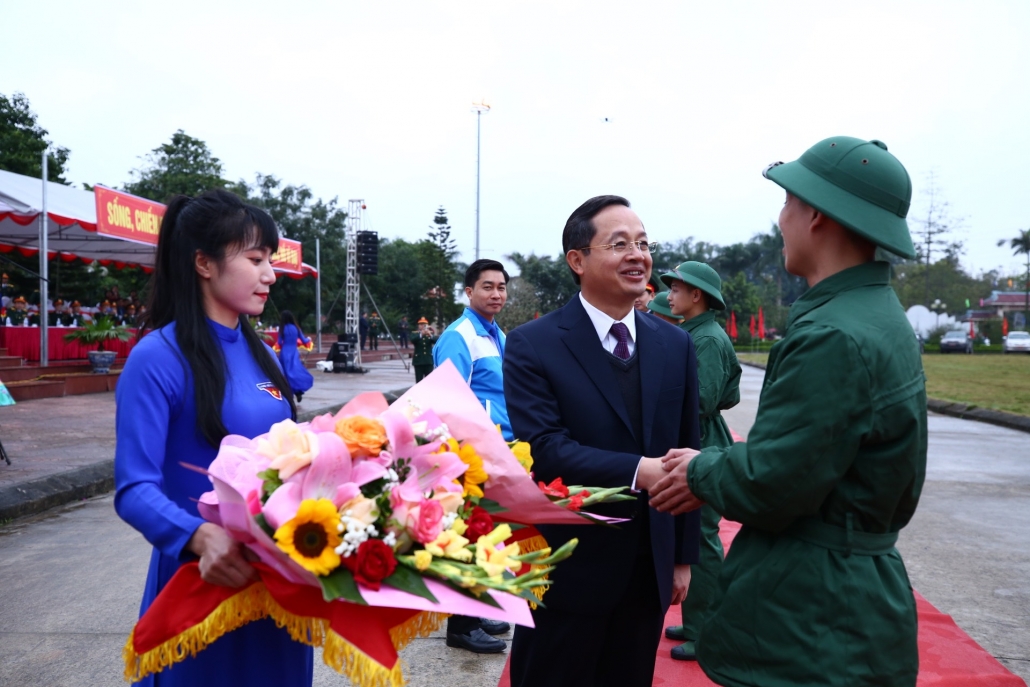 [Trực tuyến] Thái Nguyên: Trên 2.000 thanh niên ưu tú lên đường nhập ngũ