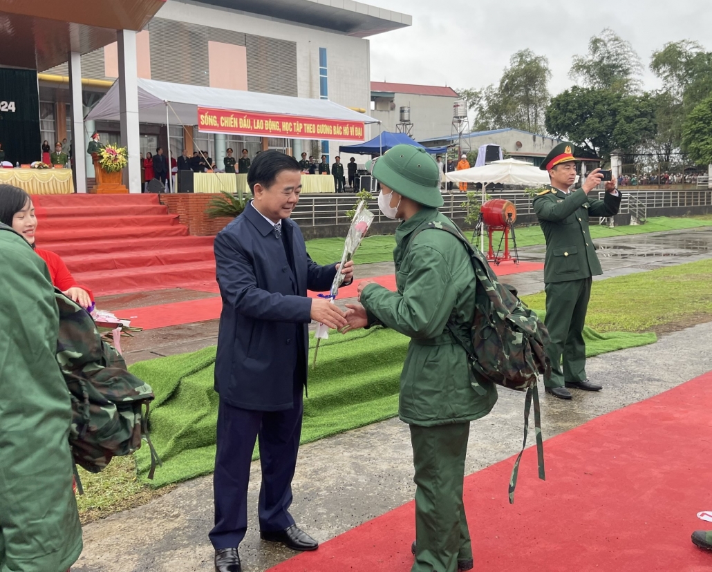 [Trực tuyến] Thái Nguyên: Trên 2.000 thanh niên ưu tú lên đường nhập ngũ