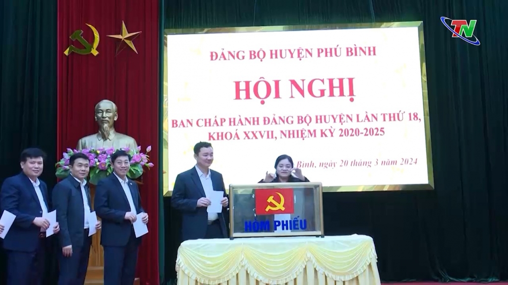 Phú Bình: Hội nghị BCH Đảng bộ huyện lần thứ 18