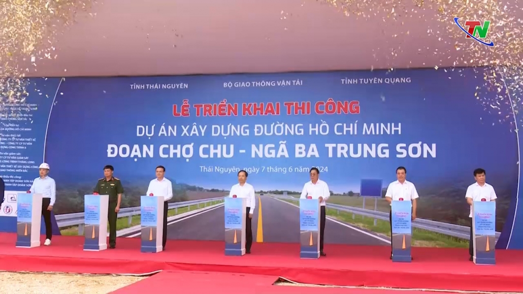 Triển khai thi công Dự án Đường Hồ Chí Minh đoạn Chợ Chu - Ngã ba Trung Sơn