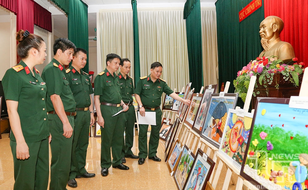 15 paintings selected to participate in Army competition