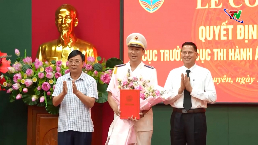 Công bố quyết định bổ nhiệm Cục trưởng Cục THADS tỉnh Thái Nguyên