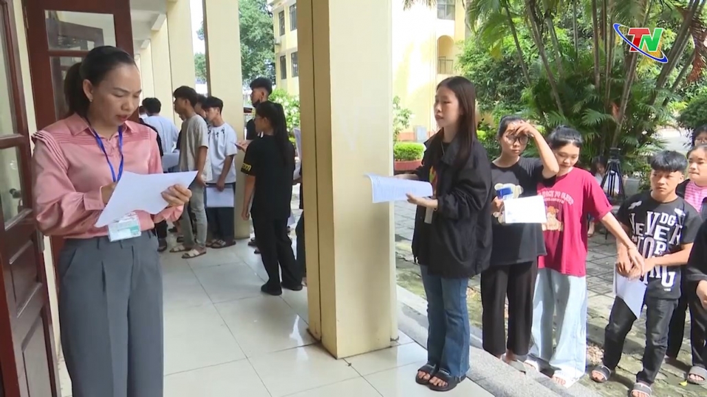 Thái Nguyên: ngày đầu tiên kỳ thi tốt nghiệp THPT diễn ra an toàn, đúng quy chế