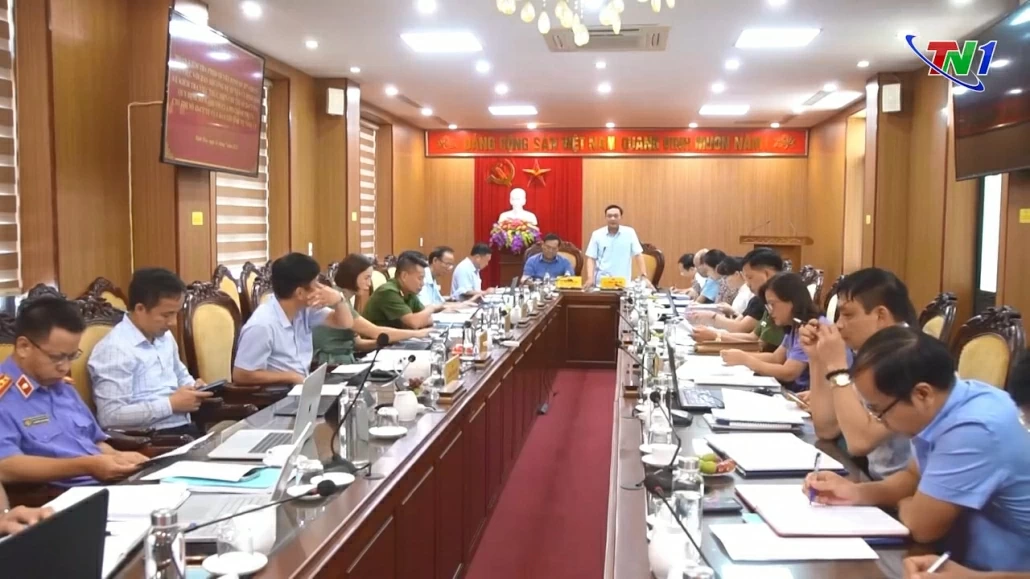 Đoàn kiểm tra Ban Thường vụ Tỉnh uỷ làm việc với Ban Thường vụ Huyện ủy Định Hoá