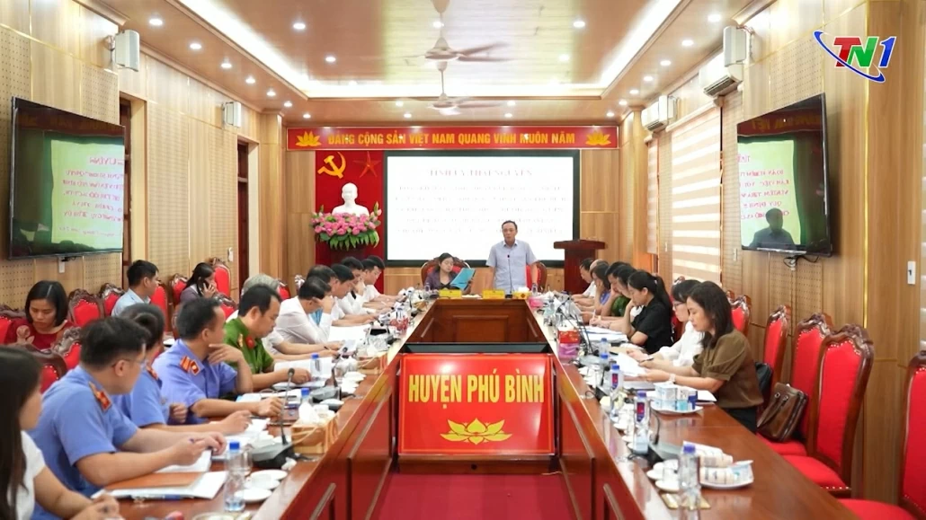 Đoàn kiểm tra Ban Thường vụ Tỉnh ủy làm việc với Ban Thường vụ Huyện ủy Phú Bình