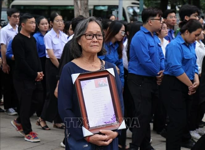 Tổng Bí thư Nguyễn Phú Trọng mãi mãi thuộc về Tổ quốc và nhân dân