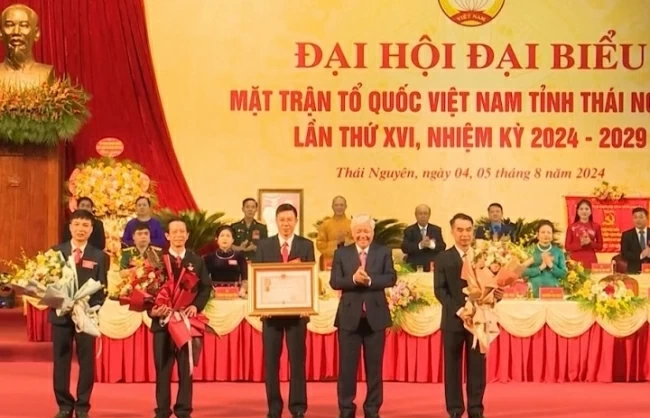 Giữ vững  mối quan hệ “máu - thịt” giữa Đảng, Nhà nước với nhân dân