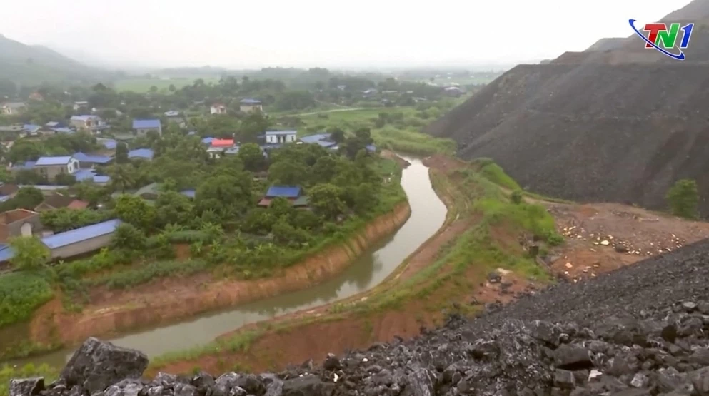 Trung tướng Phan Văn Giang thăm, kiểm tra một số đơn vị tại Hà Nội