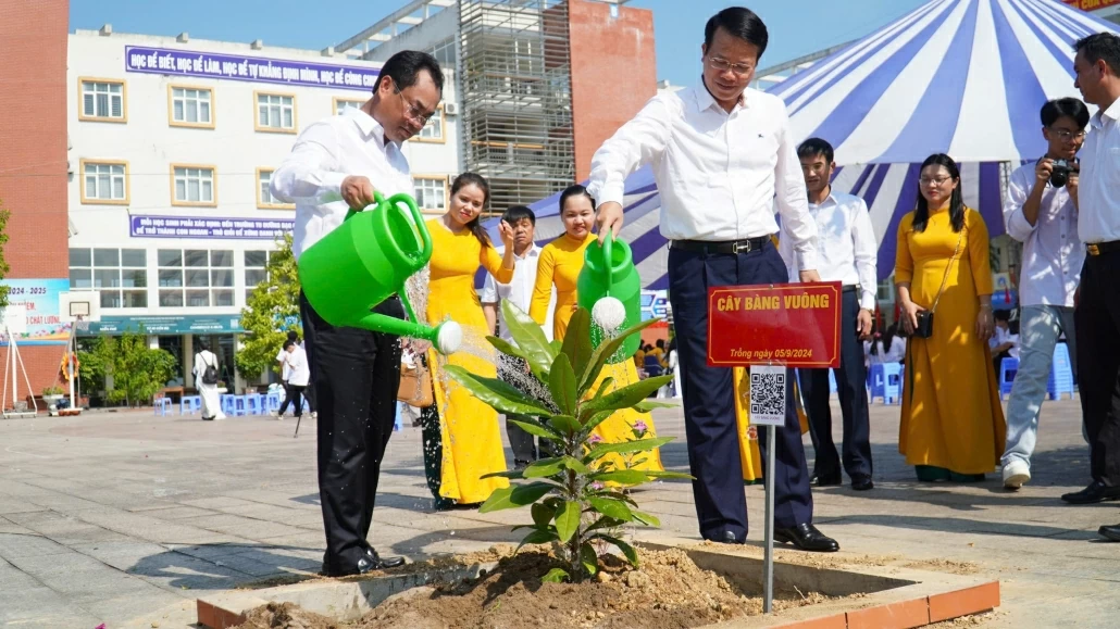 [Trực tuyến] Thái Nguyên: Tưng bừng khai giảng năm học mới 2024-2025