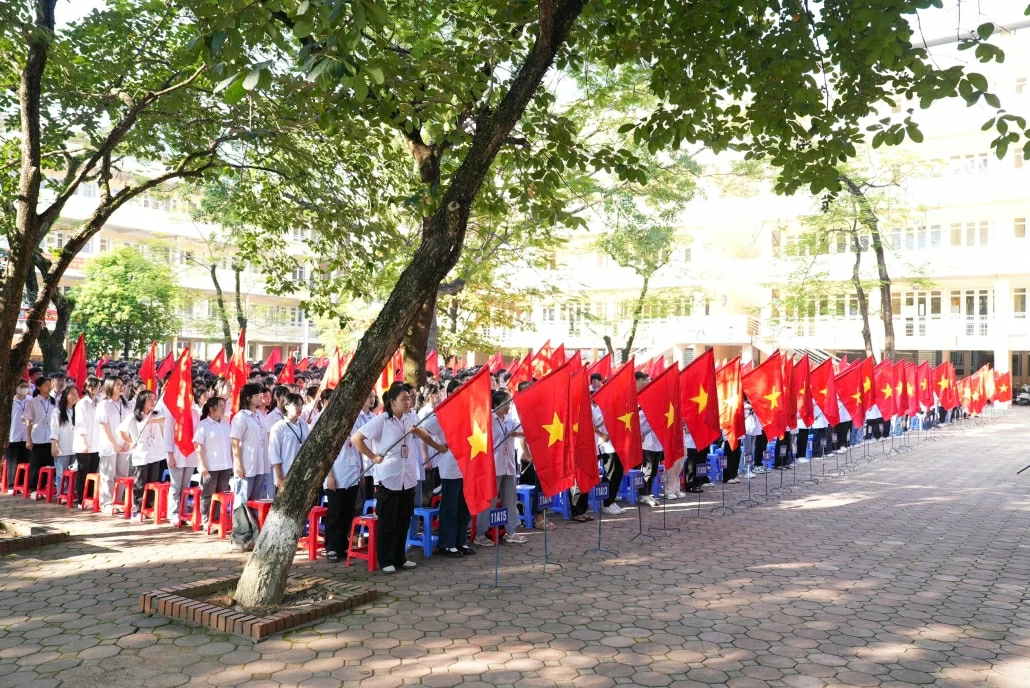 Thái Nguyên: Huân hoan chào đón năm học mới