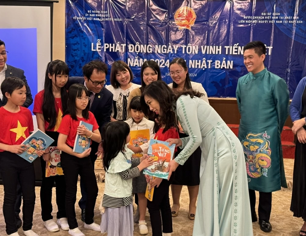 Implementing the Plan for Vietnamese Language Honor Day 2024 in Thai Nguyen Province