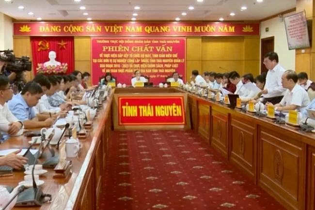 Phiên chất vấn về những vấn đề đại biểu và cử tri quan tâm