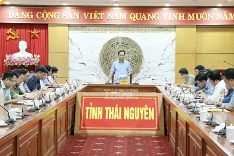 Vừa đẩy mạnh phát triển kinh tế - xã hội, vừa phòng, chống dịch COVID-19