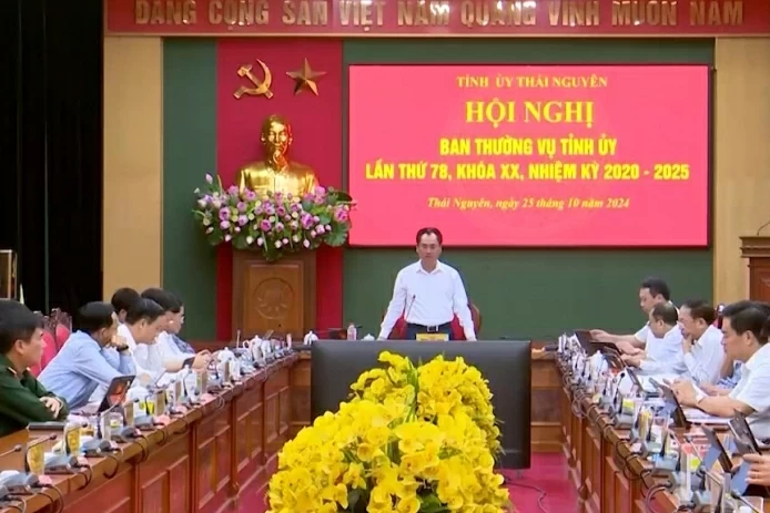 Gặp mặt, biểu dương các nhà khoa học tiêu biểu