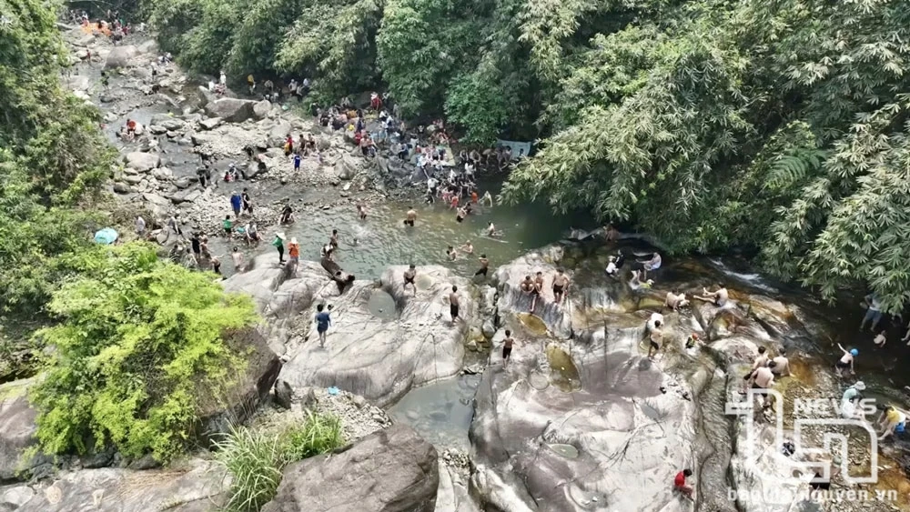 大慈的两个旅游景点吸引35.000次游客/一年