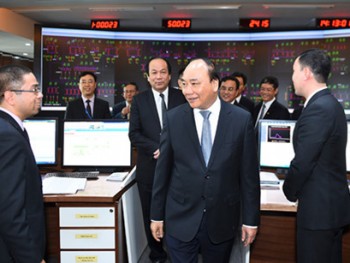 Thủ tướng dự hội nghị tổng kết năm của Tập đoàn Điện lực Việt Nam