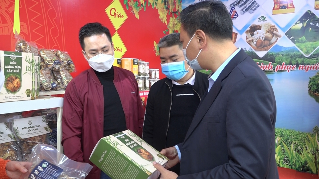 [Photo] Hơn 2.000 mặt hàng đặc sản địa phương trưng bày tại Hội chợ Xuân Thái Nguyên năm 2022
