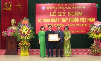 Bệnh viện Trung ương Thái Nguyên kỷ niệm 64 năm Ngày Thầy thuốc Việt Nam