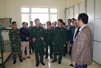 Kiểm tra công tác chuẩn bị tiếp nhận công dân Việt Nam nhập cảnh từ Trung Quốc tại các khu cách ly tập trung