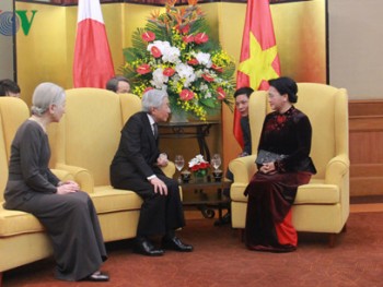 Chủ tịch Quốc hội hội kiến Nhà vua và Hoàng hậu Nhật Bản