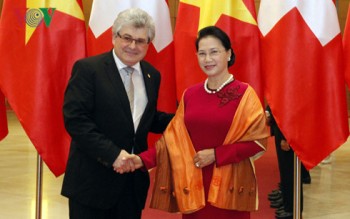 Chủ tịch Quốc hội hội đàm với Chủ tịch Thượng viện Thụy Sỹ