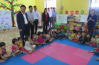 Đồng chí Chủ tịch UBND tỉnh làm việc, kiểm tra thực tế tại xã Hà Châu, Phú Bình